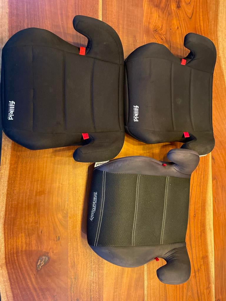 Zitverhogers 3 stuks, Fillikid en Titaniumbaby, Autogordel of Isofix, Gebruikt, 15 t/m 36 kg, Ophalen