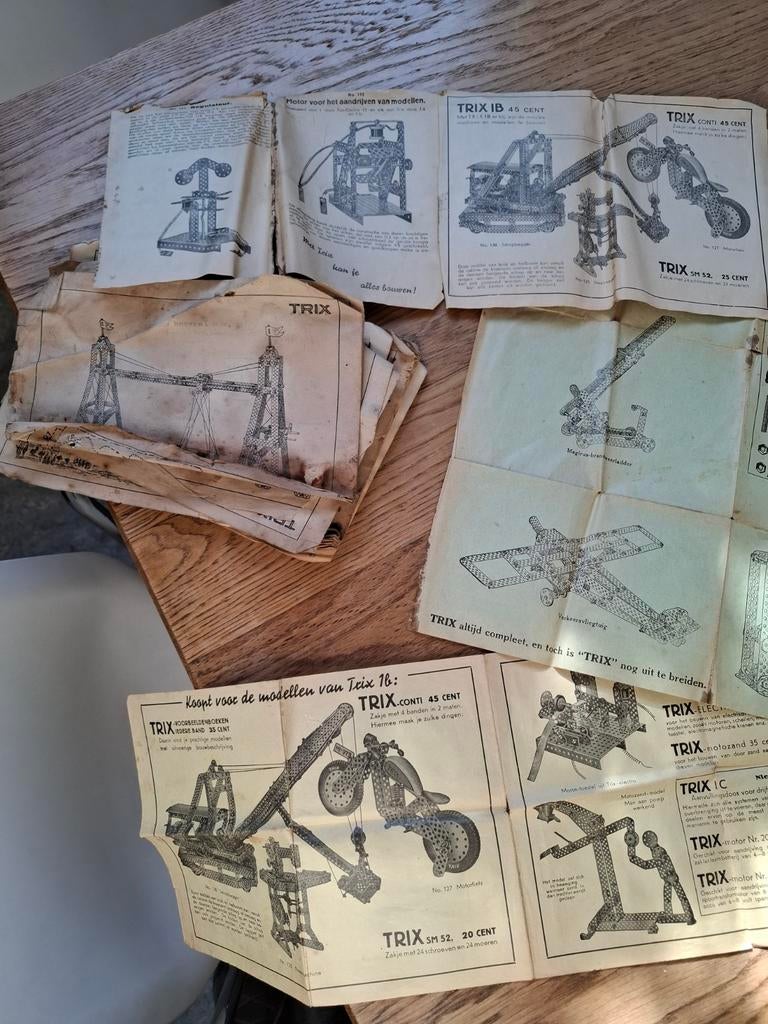 Trix modelbouw elementen en instructieboekjes, Hobby en Vrije tijd, Modelbouw | Auto's en Voertuigen, Gebruikt, Auto, 1:32 tot 1:50