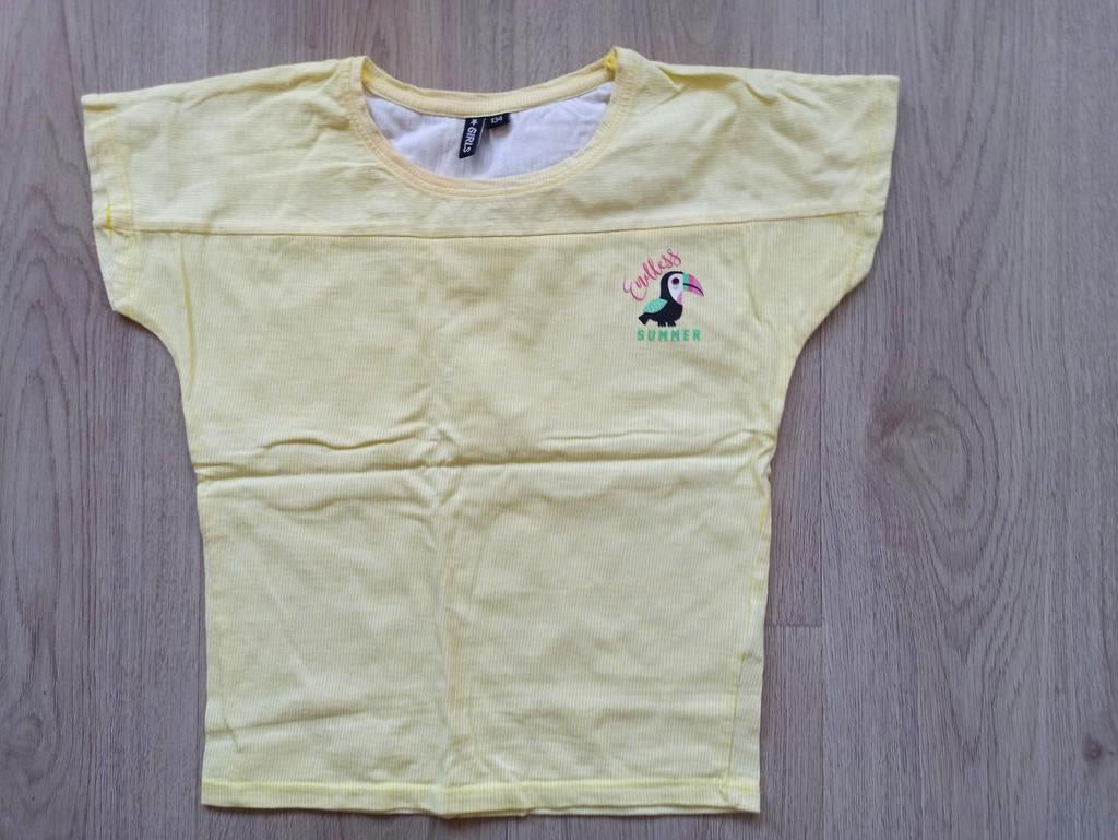 Geel meisjes T-shirt met toekan print, maat 134, Ophalen of Verzenden, Gebruikt, Girls, Meisje