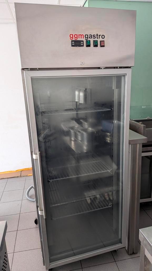 Professionele koelkast / vrieskast van GGM Gastro (model TS7, Witgoed en Apparatuur, Koelkasten en IJskasten, Gebruikt, Zonder vriesvak