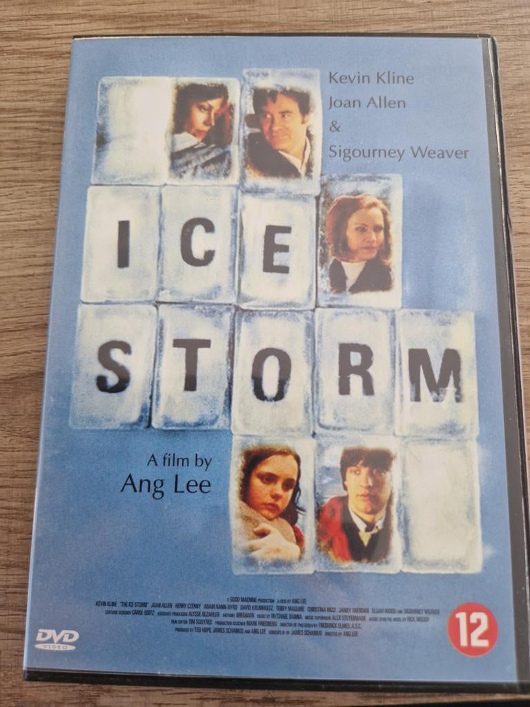 Ice storm, Alle leeftijden, Ophalen of Verzenden, Zo goed als nieuw