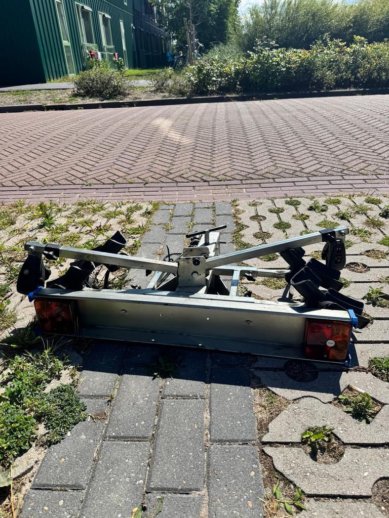 Fietsengrager, Ophalen of Verzenden, Zo goed als nieuw, Trekhaakdrager