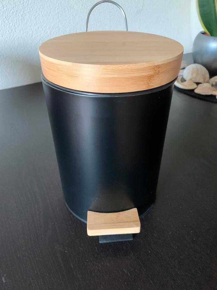 Bamboe pedaalemmer zwart 3 liter met soft close, Huis en Inrichting, Badkamer | Badkamermeubels, Zo goed als nieuw, Overige typen