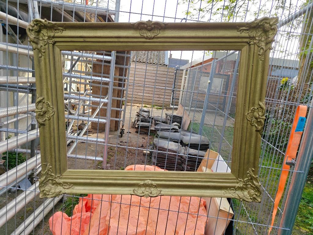 houten goud geschilderde schilderlijst, Ophalen, Gebruikt, 50 tot 75 cm, Onbekend