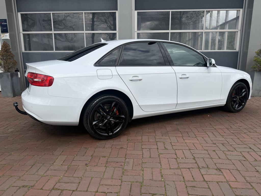 Audi A4 Limousine 1.8 TFSI Business Edition 170pk Automaat 2, Auto's, Audi, Stof, Gebruikt, Euro 6, 4 cilinders