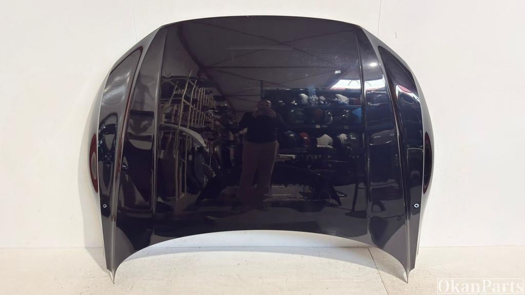 Volkswagen Arteon motorkap