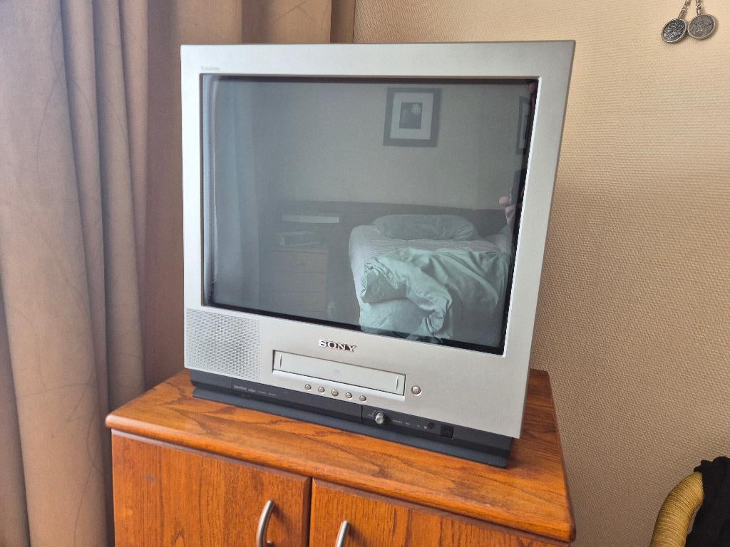 Ouderwetse Sony TV met videoband ingang, Ophalen, 50 Hz, Zo goed als nieuw, Sony