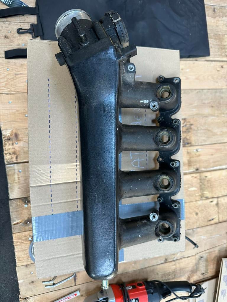 Gasklep en luchtinlaat 1.8 20VT, Auto-onderdelen, Ophalen of Verzenden, Gebruikt, Audi