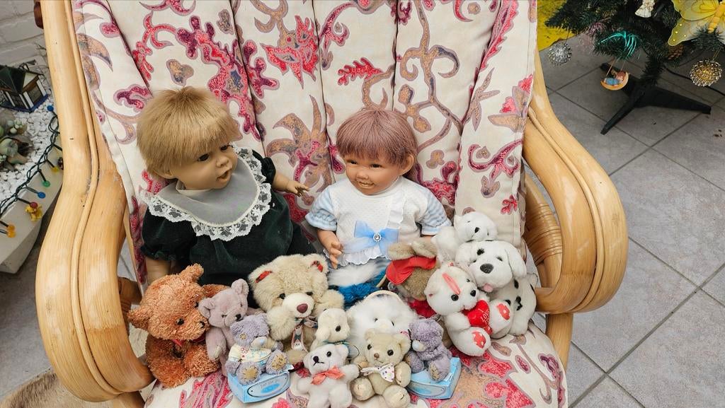 Oude (New Born) Poppen en knuffels T.e.a.b., Verzamelen, Ophalen, Gebruikt