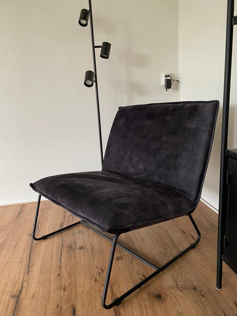 Fauteuil antraciet fluweel, Huis en Inrichting, Fauteuils, Ophalen of Verzenden, Zo goed als nieuw, 50 tot 75 cm