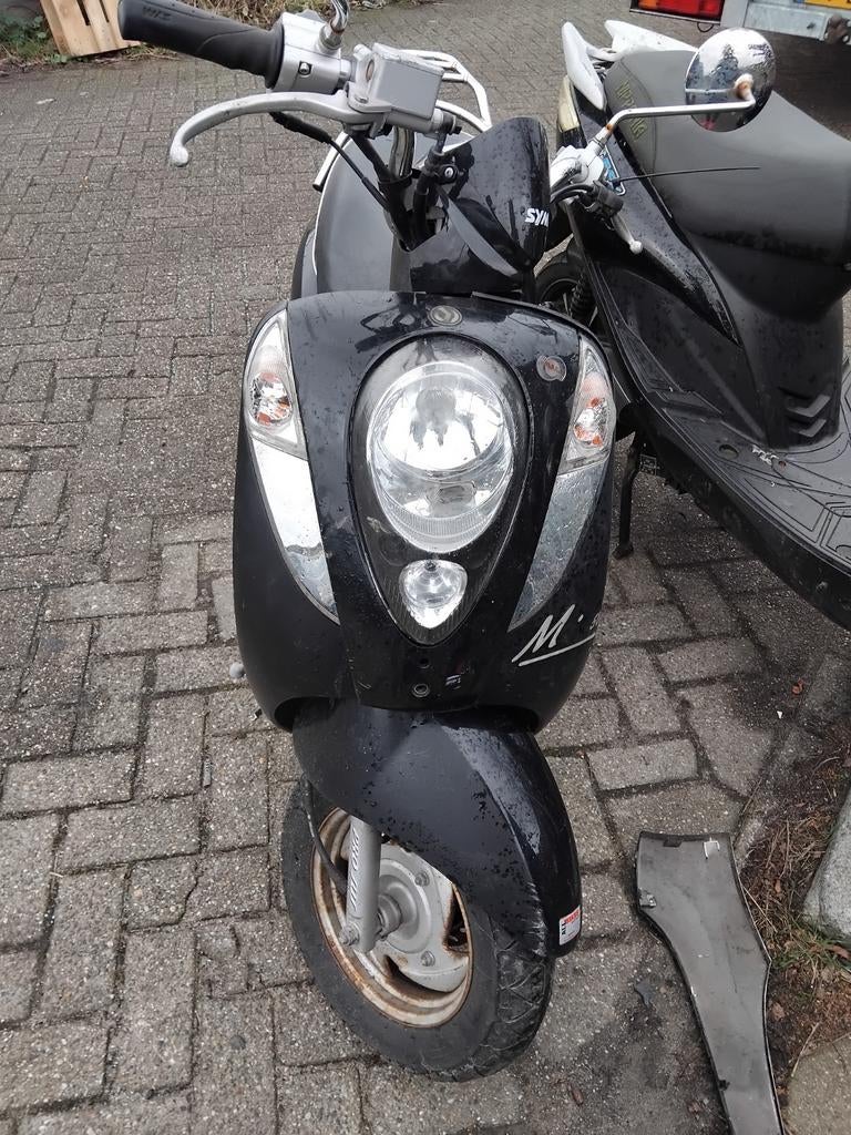 Sym mio scooter onderdelen, Fietsen en Brommers, Brommeronderdelen | Scooters, Ophalen of Verzenden, Overige typen