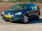 Ford Focus 1.4 AIRCO CRUISE PARKSENSOR ELEK. RAMEN NEW APK, 4 cilinders, Handgeschakeld, Particulier, Dealer onderhouden