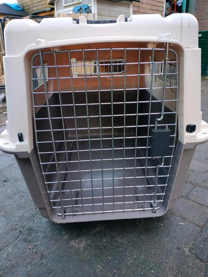 Reisbench groot ! 75x50x60 honden vervoeren vliegtuig, Dieren en Toebehoren, Hondenbenches, Gebruikt, Ophalen