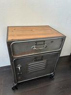 Industrieel kastje, Ophalen of Verzenden