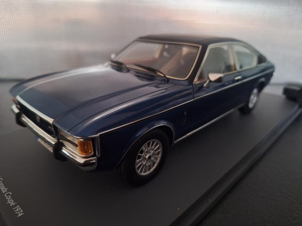 Ford Granada Coupe 1972 Resin model Schaal 1:18, Overige merken, Nieuw, Ophalen of Verzenden, Schuco