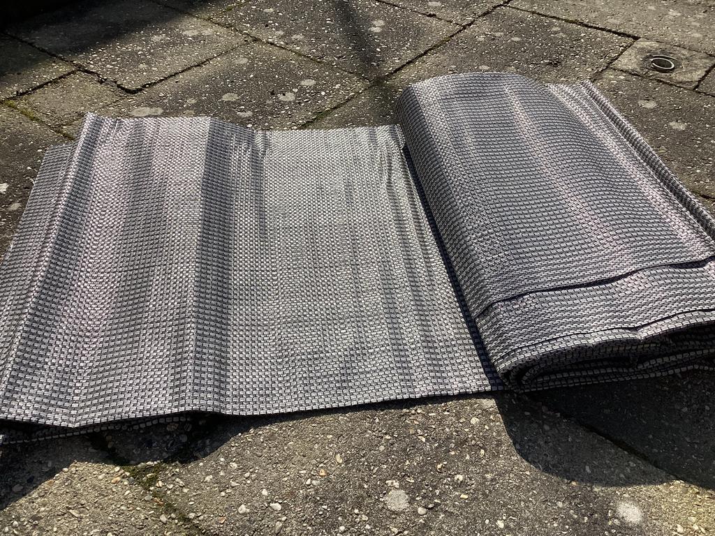 Te koop. €40, Steen of Klei, Ophalen of Verzenden, Zo goed als nieuw, Minder dan 5 m²