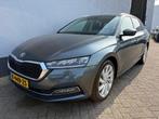 Skoda Octavia Combi 1.0 e-TSI Business Edition - Virtual Coc, Auto's, Gebruikt, Euro 6, Met garantie (alle), 23 km/l