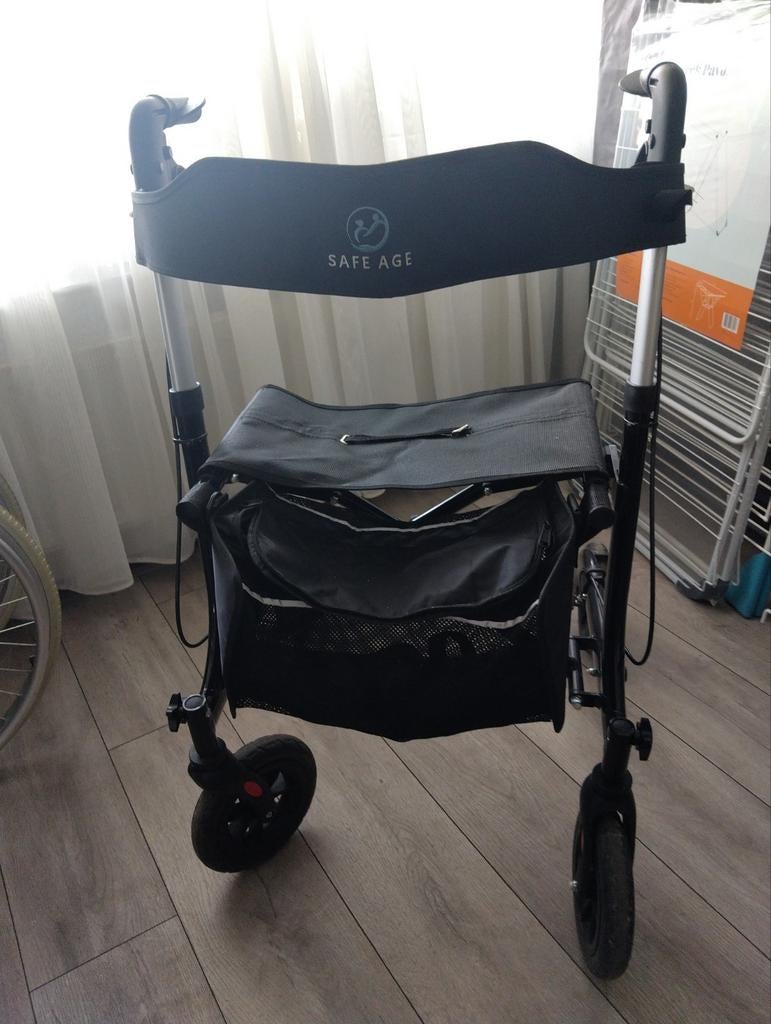 Rollator weinig gebruik, Ophalen, Opvouwbaar, Zo goed als nieuw