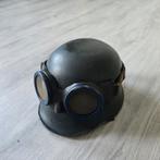 Duitse WOII helm met bril - Militaria collectie, Ophalen of Verzenden, Overige soorten, Duitsland, Helm of Baret