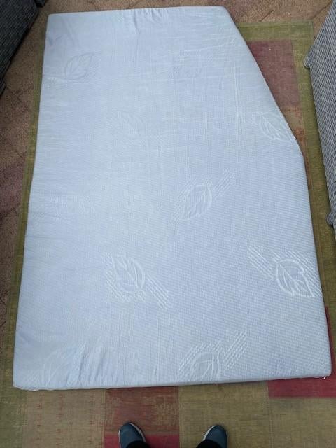 Toppermatras voor Frans bed, Ophalen, Zo goed als nieuw