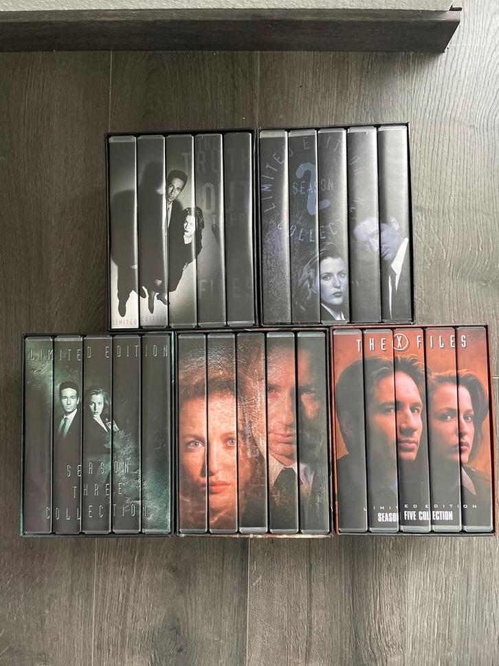 Limited Edition X-Files VHS Boxsets - Seizoen 1 t/m 5, Cd's en Dvd's, VHS | Film, Gebruikt, Science Fiction en Fantasy, Vanaf 12 jaar