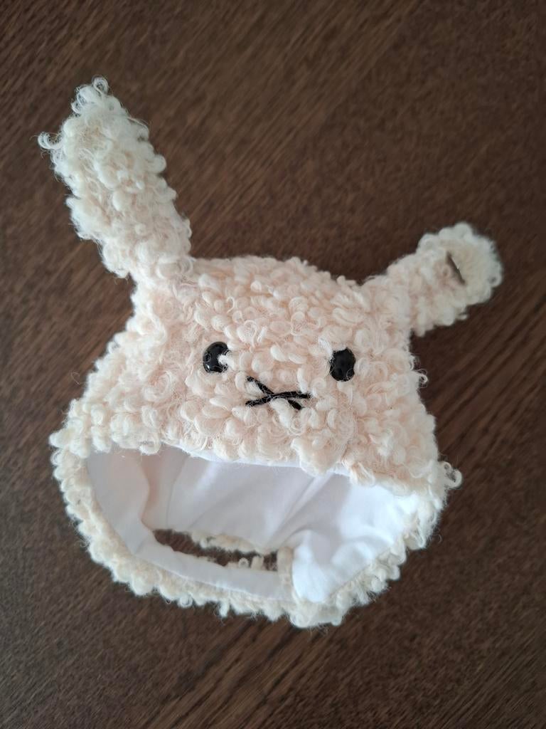 Blythe hat, Ophalen of Verzenden, Zo goed als nieuw, Kleertjes