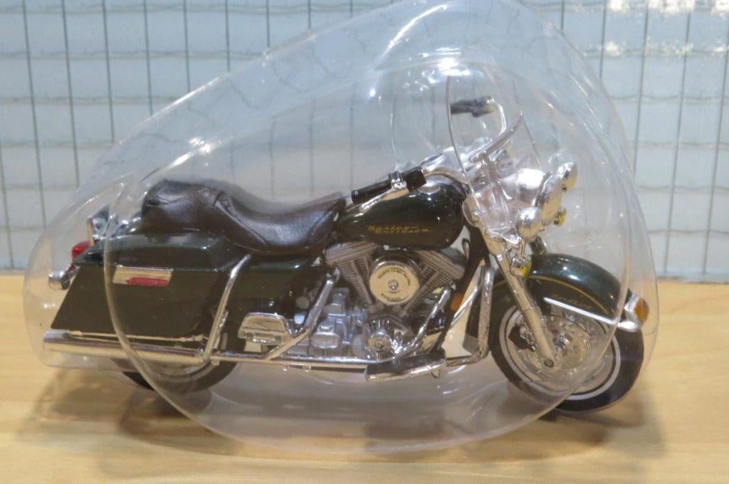 Harley Davidson FLHR Road King 1:18 (n78) blister, Maisto, May Cheong Group France S.A.S., Nieuw, Ophalen of Verzenden