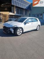 Golf 8.5 R-Line 2025 14500KM (motor loopt, recht op de wiel), Auto diversen, Schadeauto's, Volkswagen, Wit, Hybride Elektrisch/Benzine