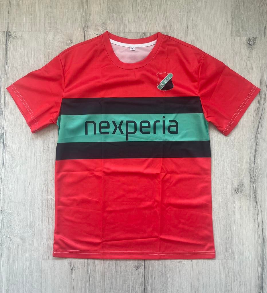 N.E.C. Nijmegen shirtje (nieuw) seizoen 2025/2026, Sport en Fitness, Voetbal, Maat M, Ophalen of Verzenden, Nieuw, Shirt