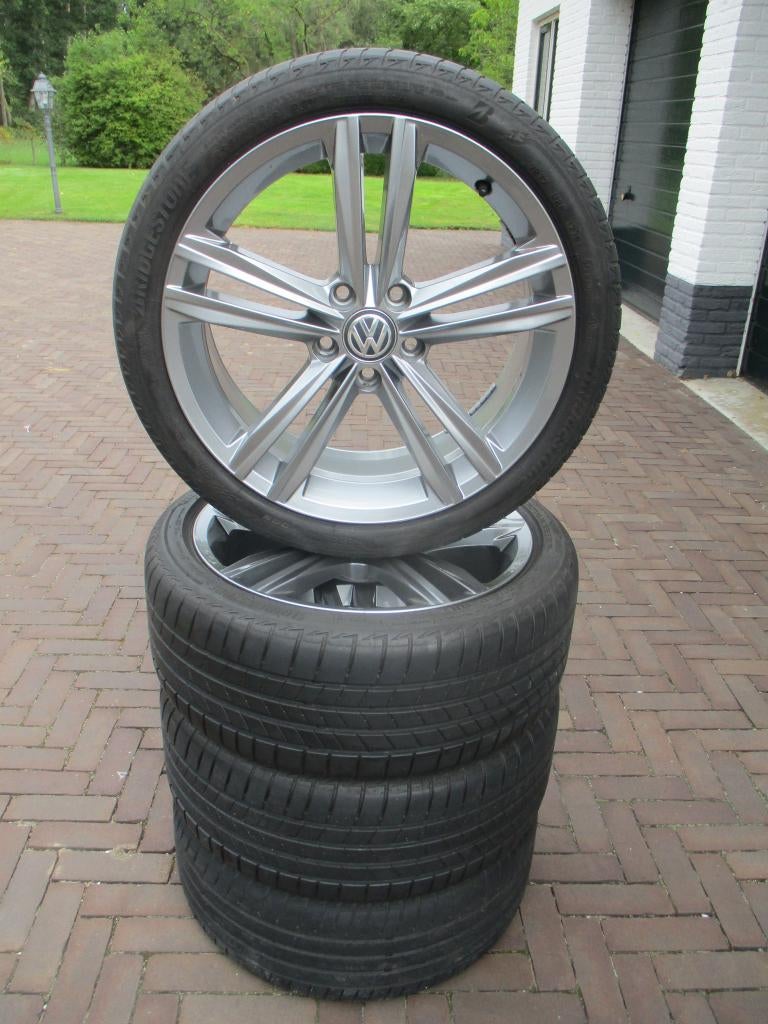 Originele VW Golf 8 7 6 5 18 inch GTI velgen Sebring IZGST, Ophalen, 18 inch, Gebruikt, Banden en Velgen
