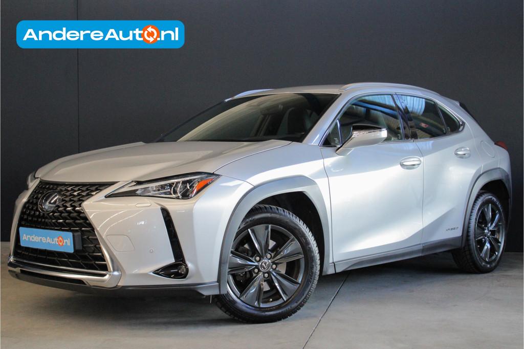 Lexus UX 250h Business Line |parkeersensoren|stoel/stuurverw, Auto's, Lexus, Adaptive Cruise Control, Stof, Gebruikt, 4 cilinders