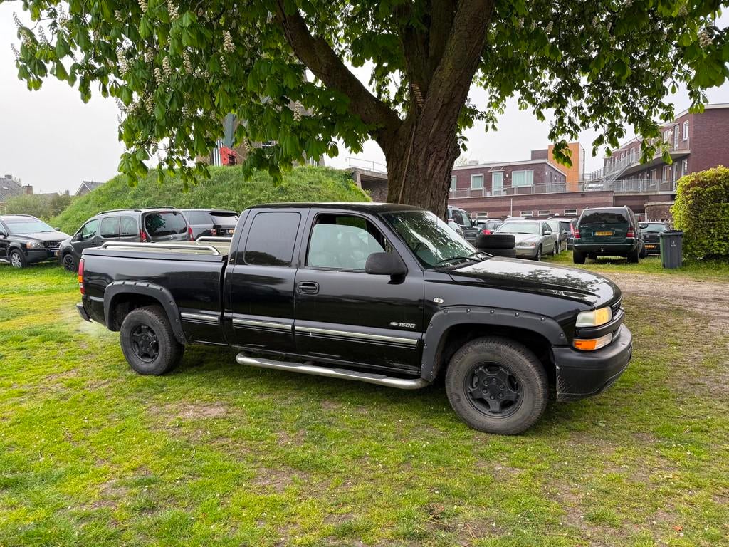 Chevrolet CHEVROLET Silverado 4x4 dubbel cabine LPG G3 YOUNG, 8 cilinders, Zwart, Leder, 269 pk