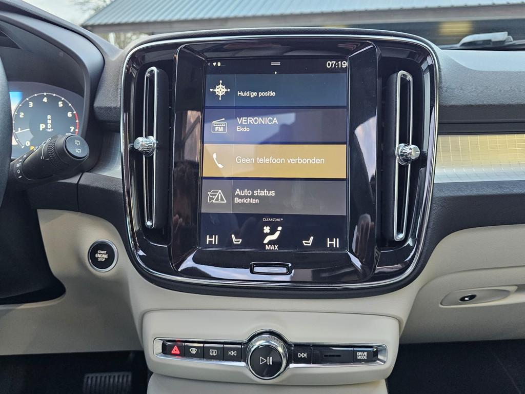 Volvo XC40 2.0 T5 AWD R-Design Intro Edition | Pano | Trekha, Automaat, Gebruikt, Euro 6, Bedrijf