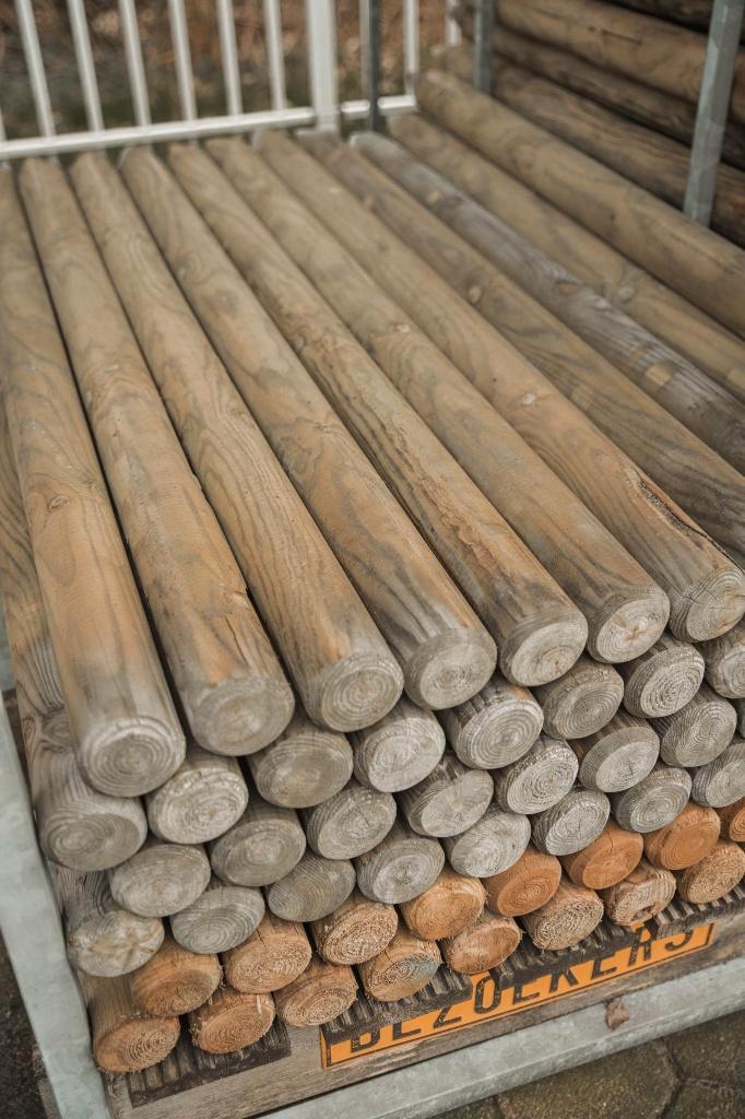 weidepalen | Afrastering | Rondhout, Dieren en Toebehoren, Stalling en Weidegang, Stalling, Weidegang, Toebehoren