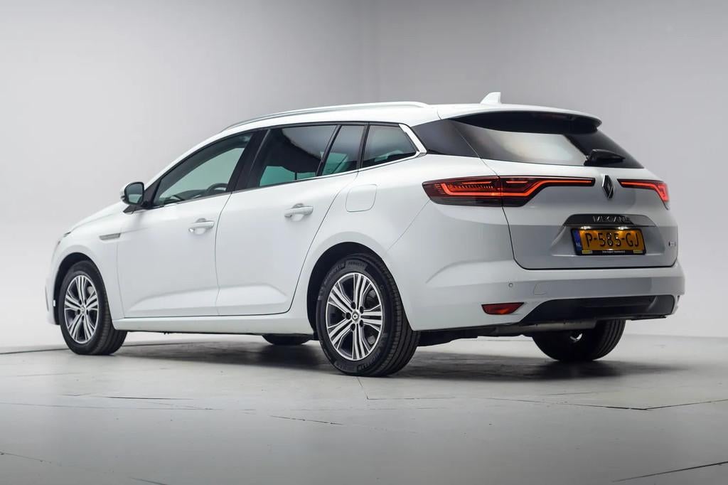 Renault Mégane 1.6 E-Tech Plug-in Hybrid [ Apple-Carplay Cr, Automaat, 77 km/l, Gebruikt, 4 cilinders