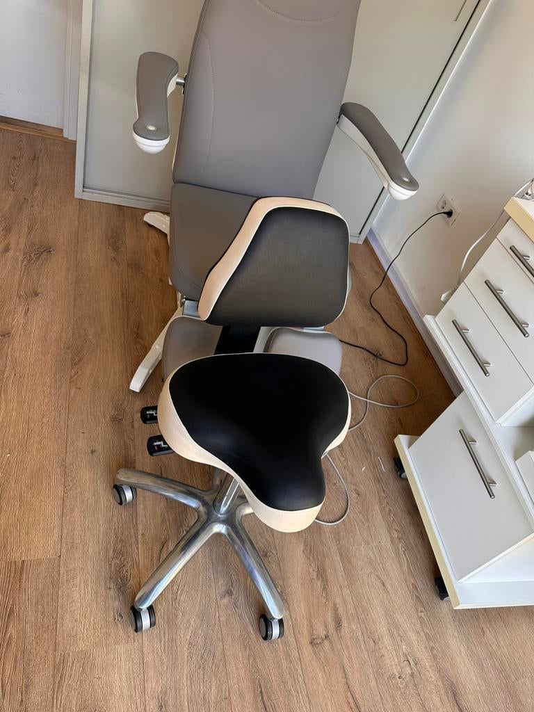 BQE ErgoSolex CM, Huis en Inrichting, Bureaustoelen, Ophalen, Zo goed als nieuw, Zwart, Bureaukruk