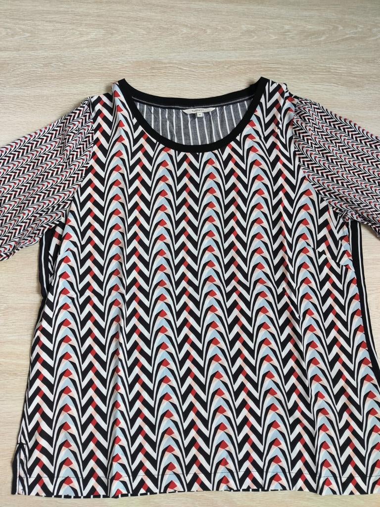 Sandwich shirt - print zwart rood wit - maat 38, Maat 38/40 (M), Zwart, Ophalen of Verzenden, Zo goed als nieuw