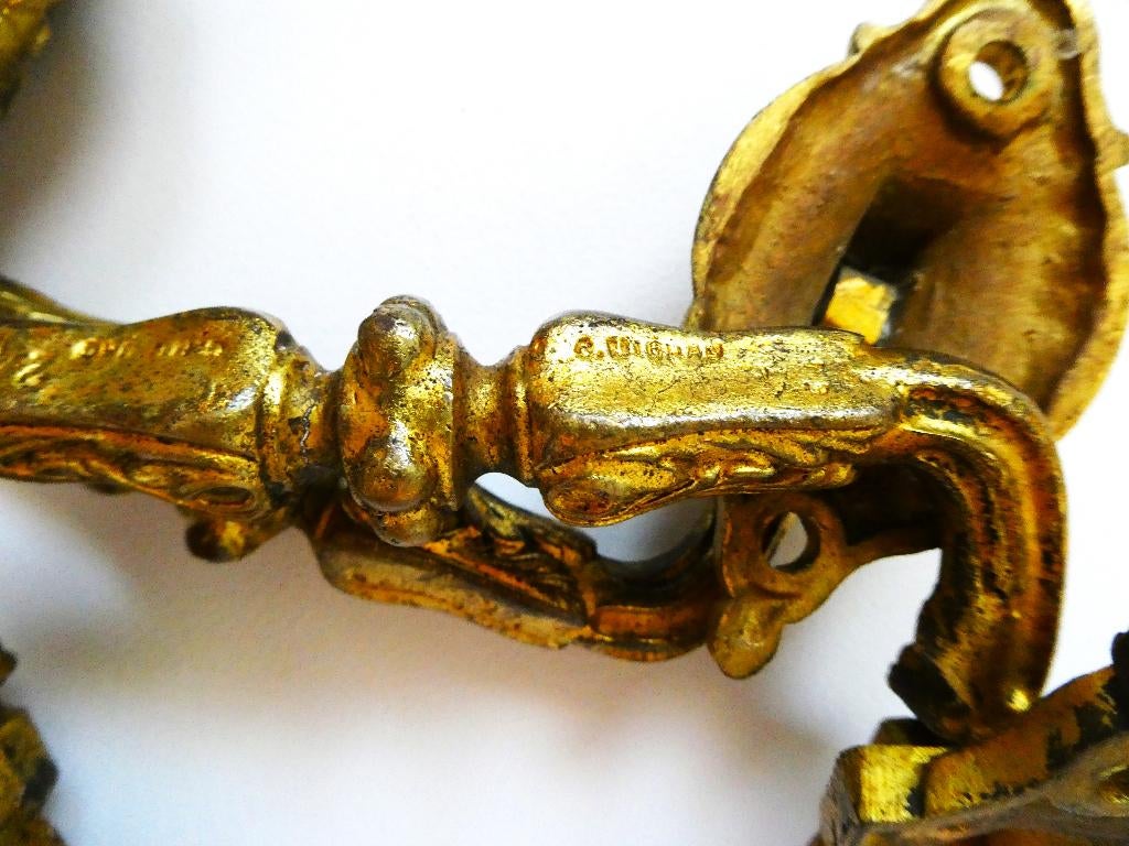 2 Grote vuurvergulde handgrepen voor kist lade kast beslag, Antiek en Kunst, Antiek | Koper en Brons, Ophalen of Verzenden, Brons