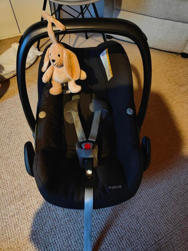 Maxi cosi pebble, Ophalen, Autogordel, Zo goed als nieuw, 0 t/m 13 kg