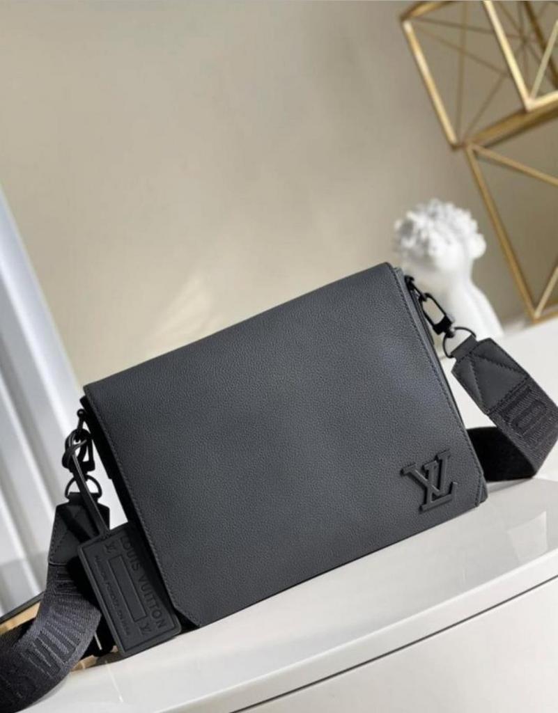 Louis vuitton heren tas, Ophalen of Verzenden, Zo goed als nieuw, Zwart