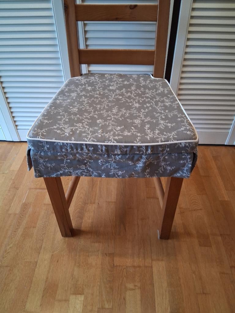 Zitkussens eetkamerstoelen - 6 stuks - Ikea - Elsebet, Gebruikt, Landelijk/ brocante, Ophalen of Verzenden, Vijf, Zes of meer stoelen