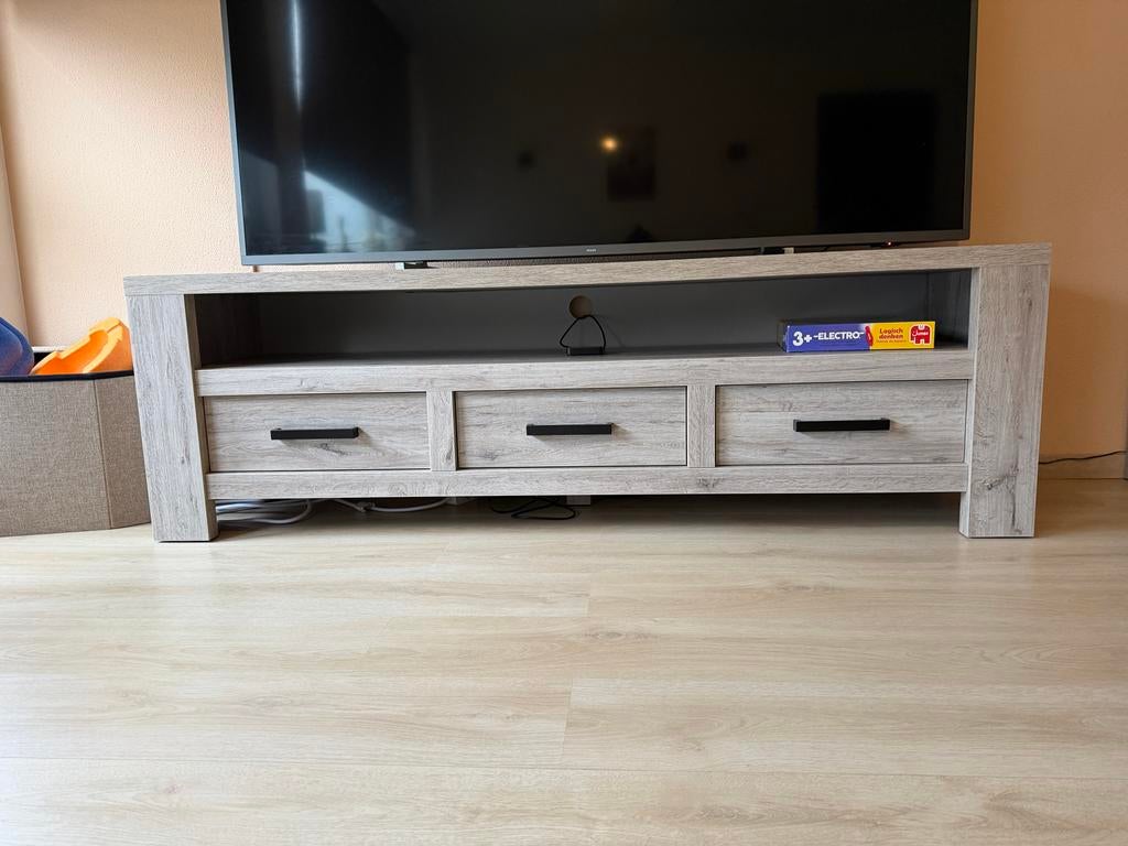 TV-meubel, Vitrinekast met Licht ook los te koop, Huis en Inrichting, Ophalen, Zo goed als nieuw