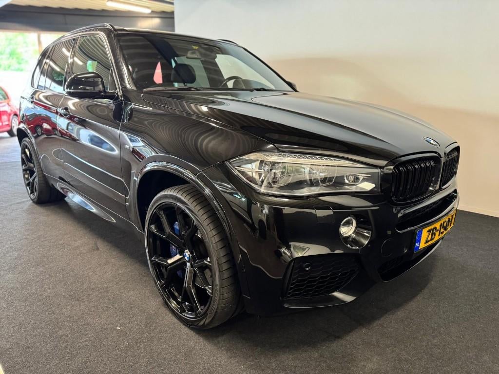 BMW X5 Xdrive50i 450pk Aut /4.4 V8Zwart /Pano /Harman Kardon, Zwart, Bedrijf, Vierwielaandrijving, 449 pk