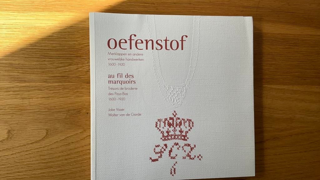 Oefenstof, merklappen en andere vrouwelijke handwerken, Ophalen of Verzenden, Zo goed als nieuw, Patroon