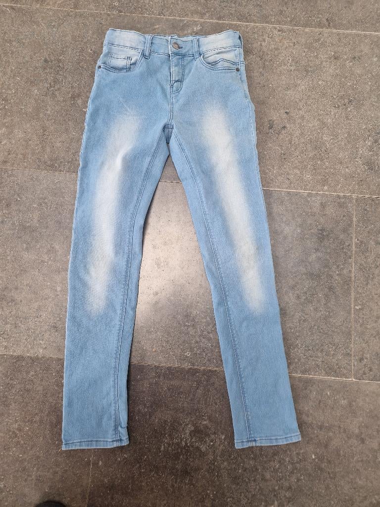 mooie skinny jeans, maat 152, Kinderen en Baby's, Kinderkleding | Maat 152, Broek, Ophalen of Verzenden, Zo goed als nieuw, Hema