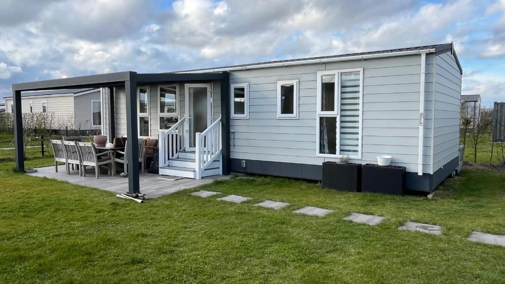 Chalet Ultimate Geo op ruime staanplaats aan de Grevelingen, Caravans en Kamperen, Stacaravans, Tot en met 4