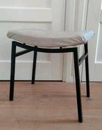 Vintage voetenbank krukje lichtgrijs grijs voetenbankje, Ophalen of Verzenden, Hout