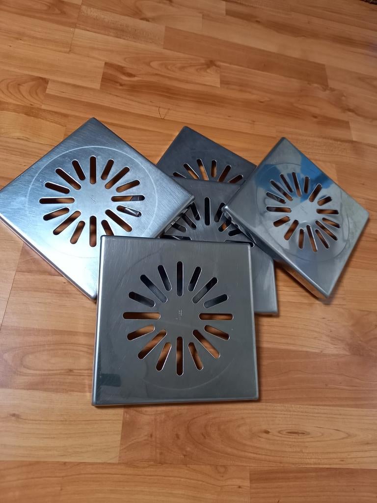 Aquaberg putroosters / roosters,mag opgehaald worden in ruil, Ophalen, Gebruikt
