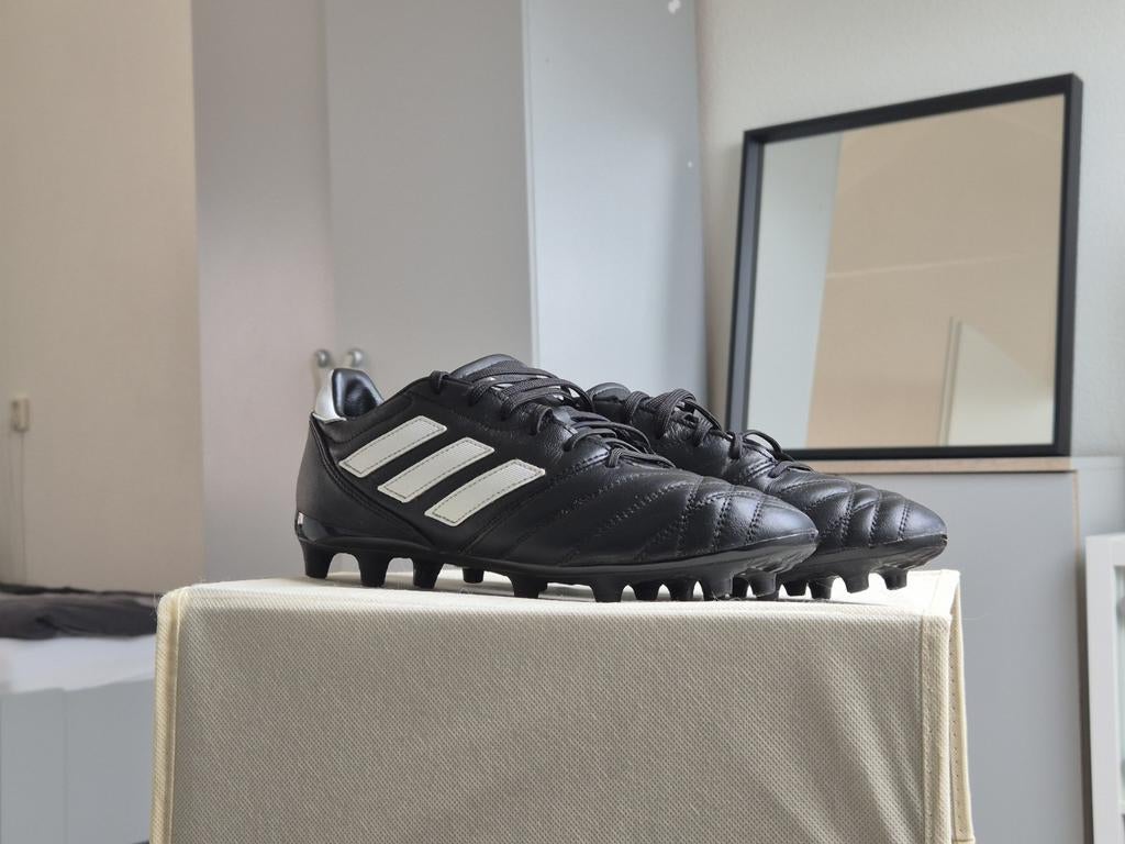 Adidas voetbalschoenen, Ophalen of Verzenden