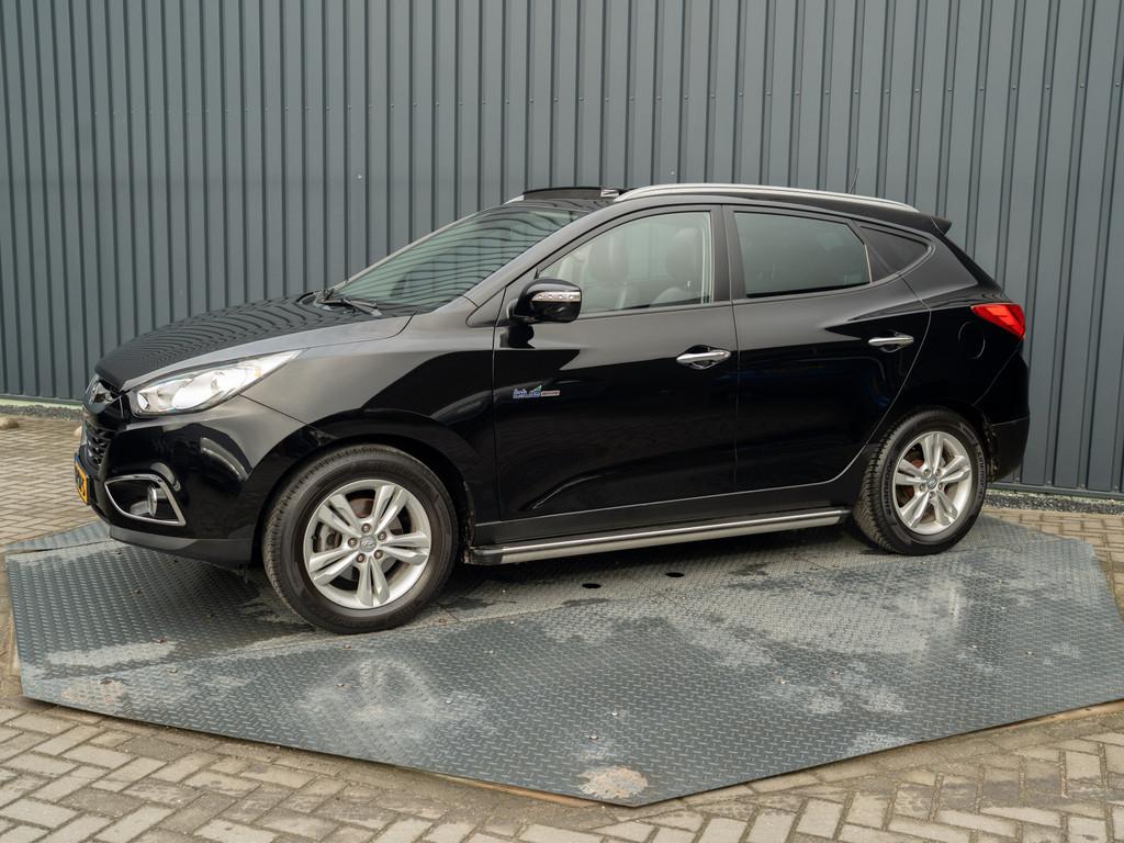 Hyundai ix35 1.6i GDI Style | Trekhaak | Camera | Panodak |, Voorwielaandrijving, 135 pk, 4 cilinders, Leder en Stof